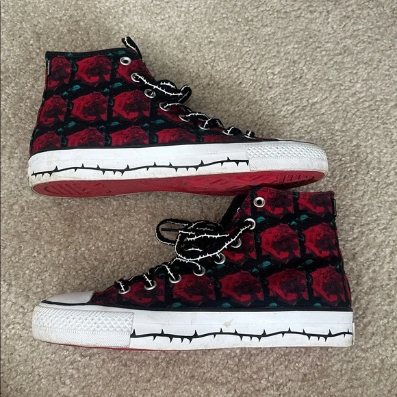 Converse Sneakers--Worn - Picture 6 of 6